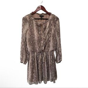 Banana Republic Snake Skin Animal
Print Bishop Sleeve Baby Doll Mini Dress S